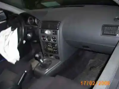 Vehicul casat ford mondeo berlina (ge) ghia al anului 2002 alimentat fm8a