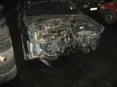 Vehicul casat ford mondeo berlina (ge) ghia al anului 2002 alimentat fm8a