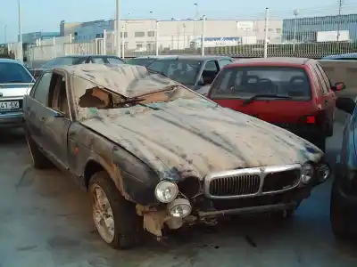 Verschrottungsfahrzeug JAGUAR XJ 3.2 V8 32V CAT des Jahres 1998 angetrieben 