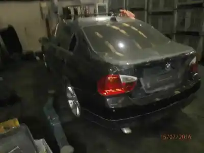 Veículo de Sucata bmw serie 3 berlina (e90) 2.0 16v diesel do ano 2004 alimentado 204d4
