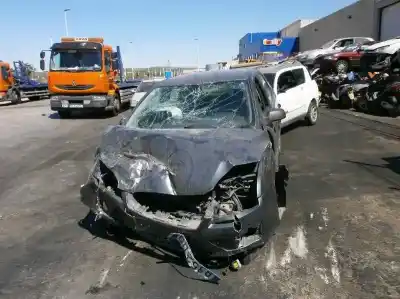 Veicolo di demolizione ford focus berlina (cap) 1.6 tdci cat dell'anno 2005 alimentato g8da