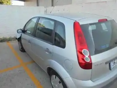 Veículo de Sucata ford fiesta (cbk) 1.3 cat do ano 2007 alimentado a9ja