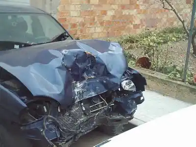 Vehicul casat opel corsa b edition 2000 al anului 2000 alimentat x12xe