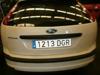 Veicolo di demolizione ford focus berlina (cap) ghia dell'anno 2005 alimentato hwda