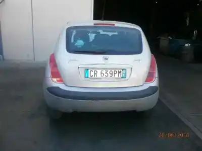 Здавання транспортного засобу lancia ypsilon (101) 1.3 16v multijet argento року 2004 потужний 188a9000