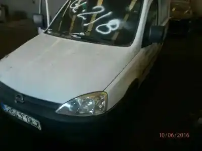 Veículo de Sucata OPEL COMBO 1.3 16V CDTI do ano 2005 alimentado Z13DT