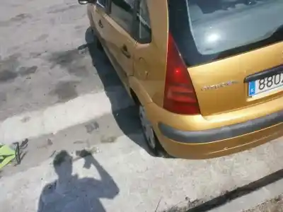 Veículo de Sucata citroen c3 1.4 hdi exclusive do ano 2003 alimentado 8hx