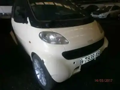 Sloopvoertuig smart coupe 0.6 turbo cat van het jaar 2000 aangedreven 