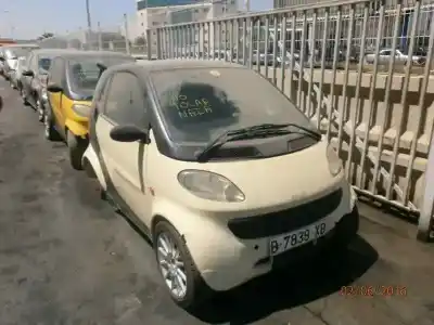 Sloopvoertuig smart coupe 0.6 turbo cat van het jaar 2000 aangedreven 
