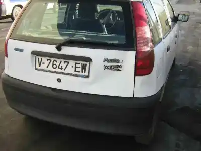 Veículo de Sucata fiat punto (176_) 55 1.1 do ano 1994 alimentado 176a6000