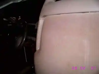 Здавання транспортного засобу land rover discovery (salljg/lj) tdi року 1993 потужний 