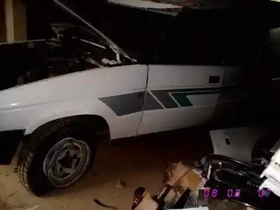 Здавання транспортного засобу land rover discovery (salljg/lj) tdi року 1993 потужний 