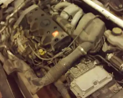 Veículo de Sucata citroen saxo 1.5 diesel do ano 2001 alimentado vjx