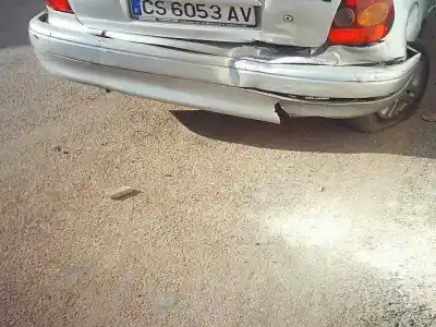 Veicolo di demolizione toyota corolla (e11) 1.4 linea terra dell'anno 2000 alimentato 4zz - fe