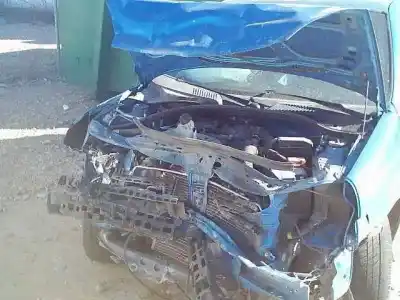 Здавання транспортного засобу renault clio ii fase ii (b/cb0) authentique року 2002 потужний g-d7f  g7