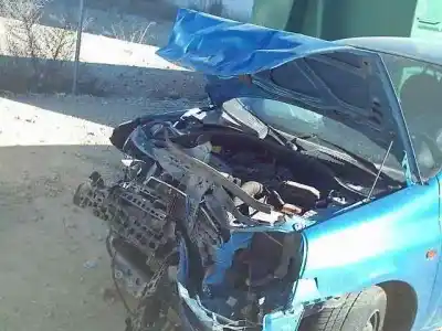 Здавання транспортного засобу renault clio ii fase ii (b/cb0) authentique року 2002 потужний g-d7f  g7