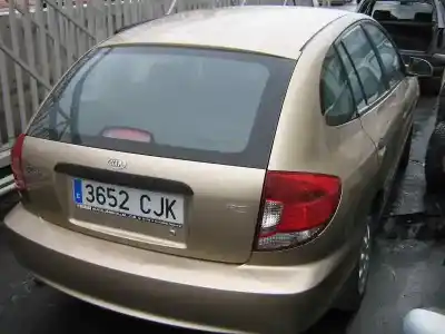Veículo de Sucata kia rio rs berlina do ano 2003 alimentado a3e