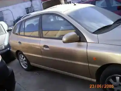 Veículo de Sucata kia rio rs berlina do ano 2003 alimentado a3e