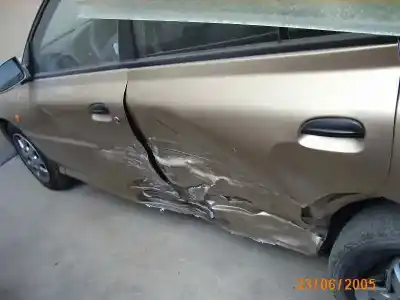 Veículo de Sucata kia rio rs berlina do ano 2003 alimentado a3e