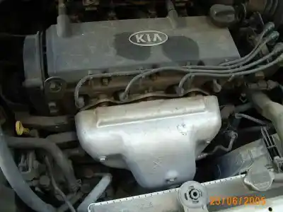 Veículo de Sucata kia rio rs berlina do ano 2003 alimentado a3e