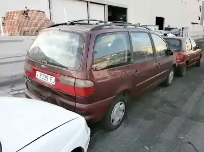 Vehicul casat ford galaxy (vx) glx al anului 1996 alimentat nse