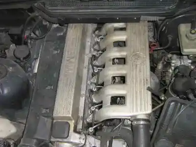 Veicolo di demolizione bmw serie 3 berlina (e36) 325tds dell'anno 1995 alimentato 