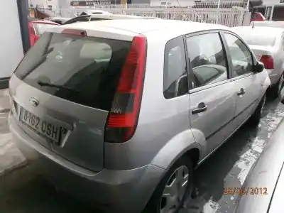 Veículo de Sucata ford fiesta (cbk) trend do ano 2004 alimentado fxjb