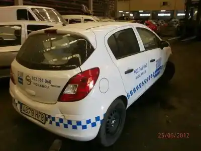 Veicolo di demolizione opel corsa d 1.3 16v cdti dell'anno 2011 alimentato a13dtc