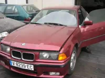 Veículo de Sucata BMW SERIE 3 COUPE (E36) 318is do ano 1992 alimentado 