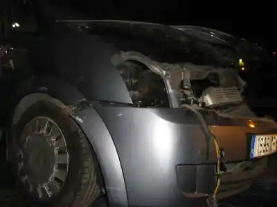 Veículo de Sucata opel meriva enjoy do ano 2004 alimentado y17dt