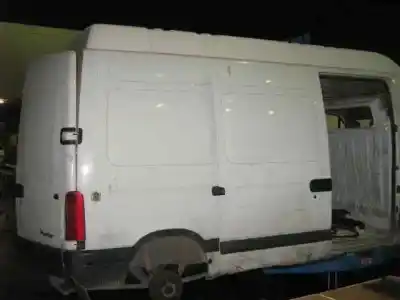 Veículo de Sucata renault master desde ´´98 base caja cerrada l1h1 rs 3078 do ano 1999 alimentado s9
