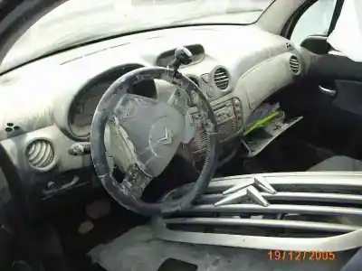 Veicolo di demolizione citroen c3 1.4 hdi exclusive dell'anno 2005 alimentato 8hz