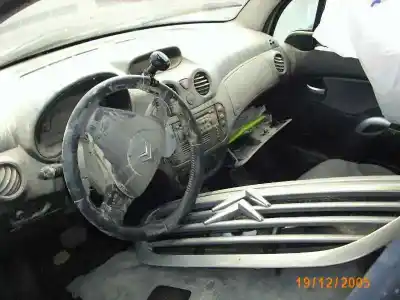Veicolo di demolizione citroen c3 1.4 hdi exclusive dell'anno 2005 alimentato 8hz