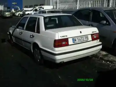 Veicolo di demolizione VOLVO SERIE 460 1.8 dell'anno 1994 alimentato B18U103