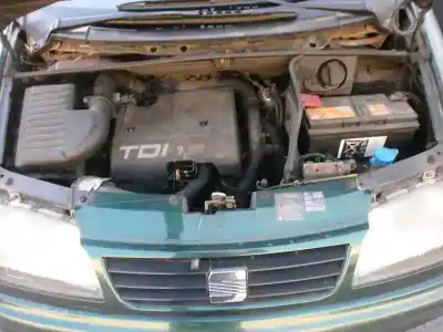 Veículo de Sucata seat alhambra (7v8) se do ano 1999 alimentado 