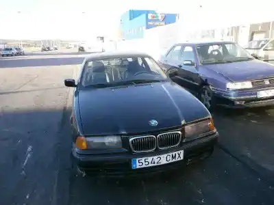 Veículo de Sucata BMW SERIE 3 COUPE (E36) 325i do ano 1992 alimentado 
