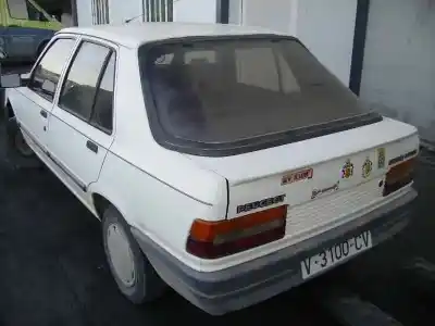 Veículo de Sucata peugeot 309 1.9 diesel do ano 1989 alimentado d9a