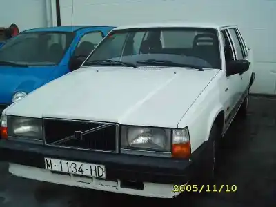 Здавання транспортного засобу VOLVO SERIE 740 BERLINA/FAMILIAR * року 1986 потужний B230K