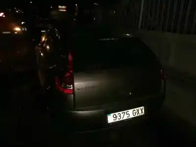 Veículo de Sucata citroen c4 berlina 1.6 16v hdi do ano 2010 alimentado 9hx