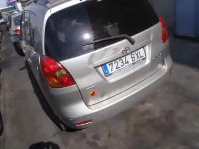 Veículo de Sucata toyota corolla verso (e12) 1.8 linea sol do ano 2002 alimentado 1zzfe