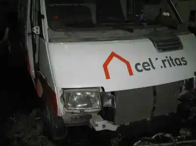 Verschrottungsfahrzeug RENAULT TRAFIC T 1300 des Jahres 1999 angetrieben F8QM600