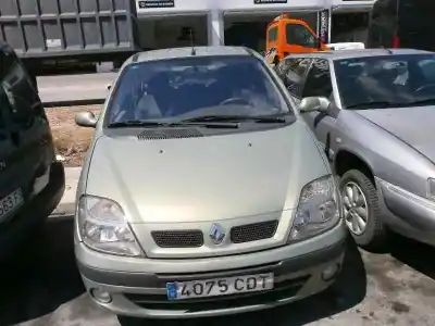 Scrapping Vehicle RENAULT SCÉNIC I MONOSPACE (JA0/1_, FA0_) 1.9 dTi (JA1U) of the year 2001 powered F9Q744