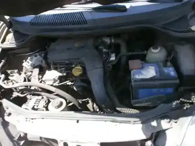 Veicolo di demolizione renault scénic i monospace (ja0/1_, fa0_) 1.9 dti (ja1u) dell'anno 2001 alimentato f9q744