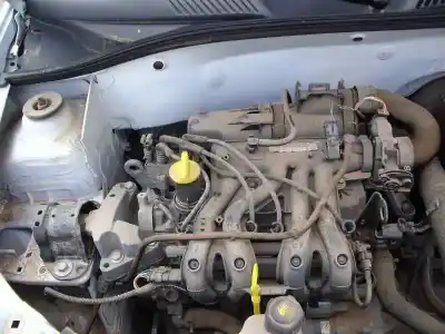 Утилизация автомобиля renault clio ii fase ii (b/cb0) authentique confort года 2005 питание d7f g7
