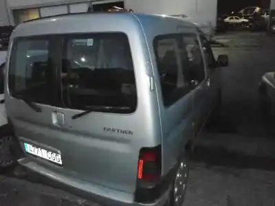 Scrapping Vehicle peugeot partner (s2) combi plus of the year 2003 powered rhy(dw10td)