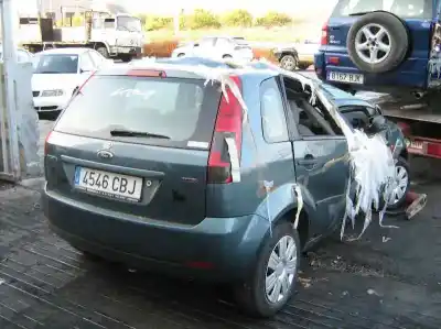 Veículo de Sucata ford fiesta (cbk) ghia do ano 2002 alimentado f6ja