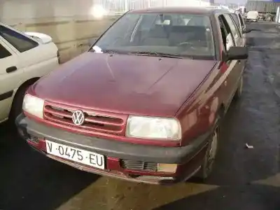 Vehículo de desguace VOLKSWAGEN VENTO (1H2) CL del año 1994 con motor ABU