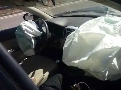 Veículo de Sucata hyundai accent (mc) gl do ano 2008 alimentado d4fa