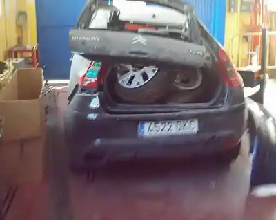 Veicolo di demolizione citroen c4 coupe collection dell'anno 2005 alimentato 9hx 3415 km.