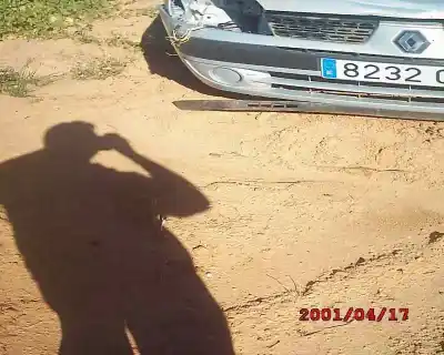 Здавання транспортного засобу otras marcas clio ii fase ii (b/cb0) authentique року 2003 потужний d7fg7